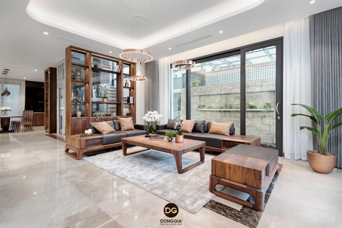 Phân Phối Sản Phẩm Ô Tô