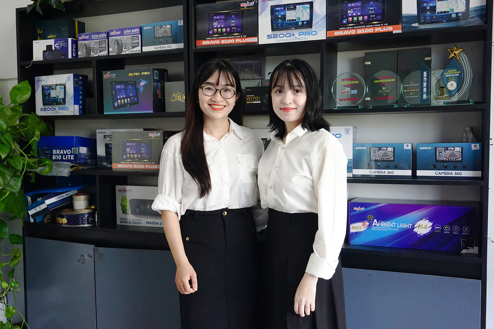 Phân Phối Sản Phẩm Ô Tô