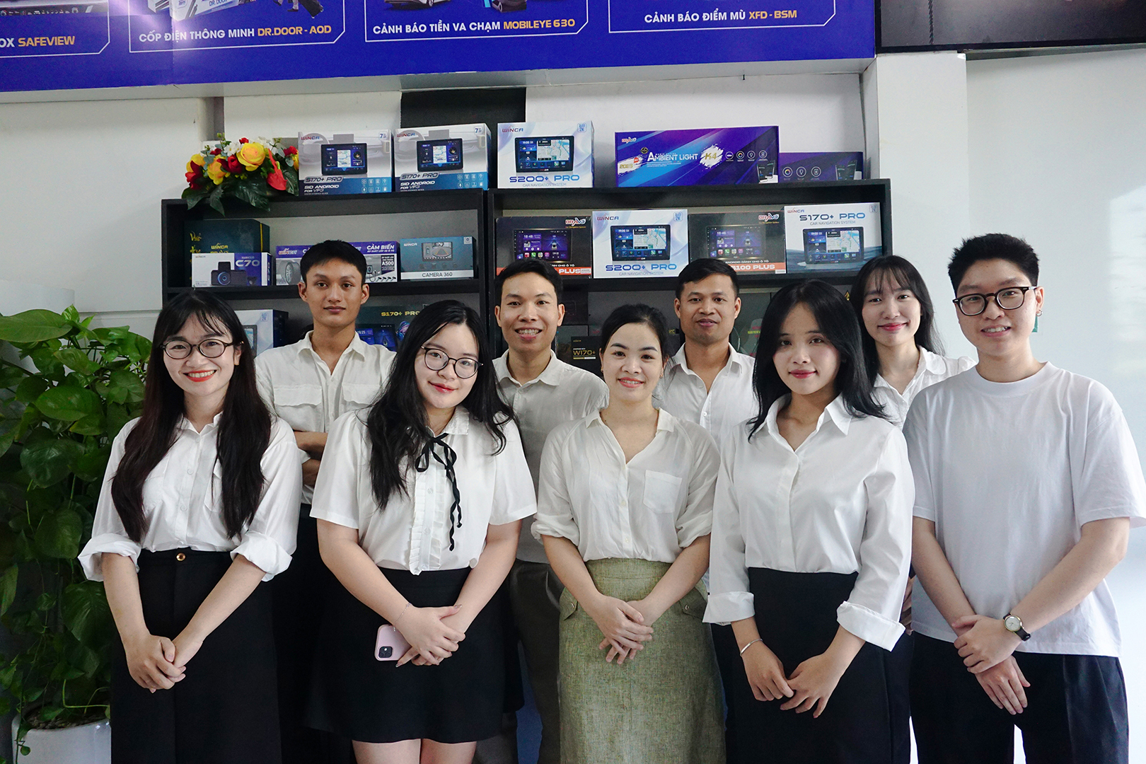 Phân Phối Sản Phẩm Ô Tô