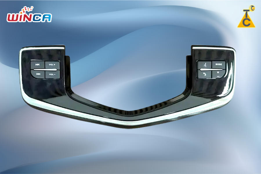 Cụm phím đa chức năng cho phép điều khiển các tác vụ ngay trên vô lăng