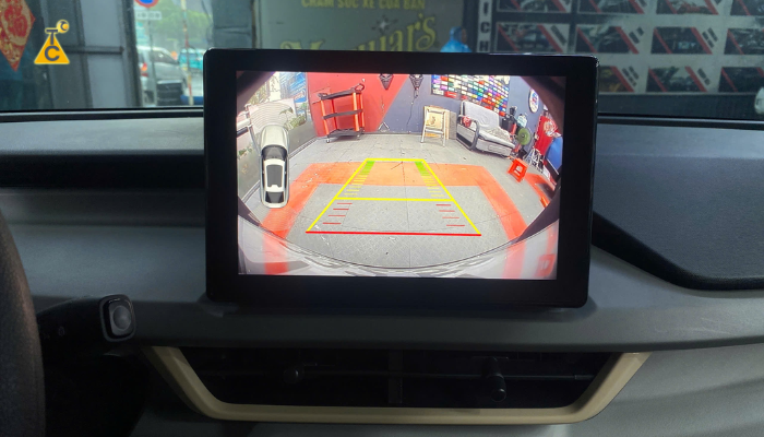 Tích hợp tính năng an toàn, bản đồ thông minh