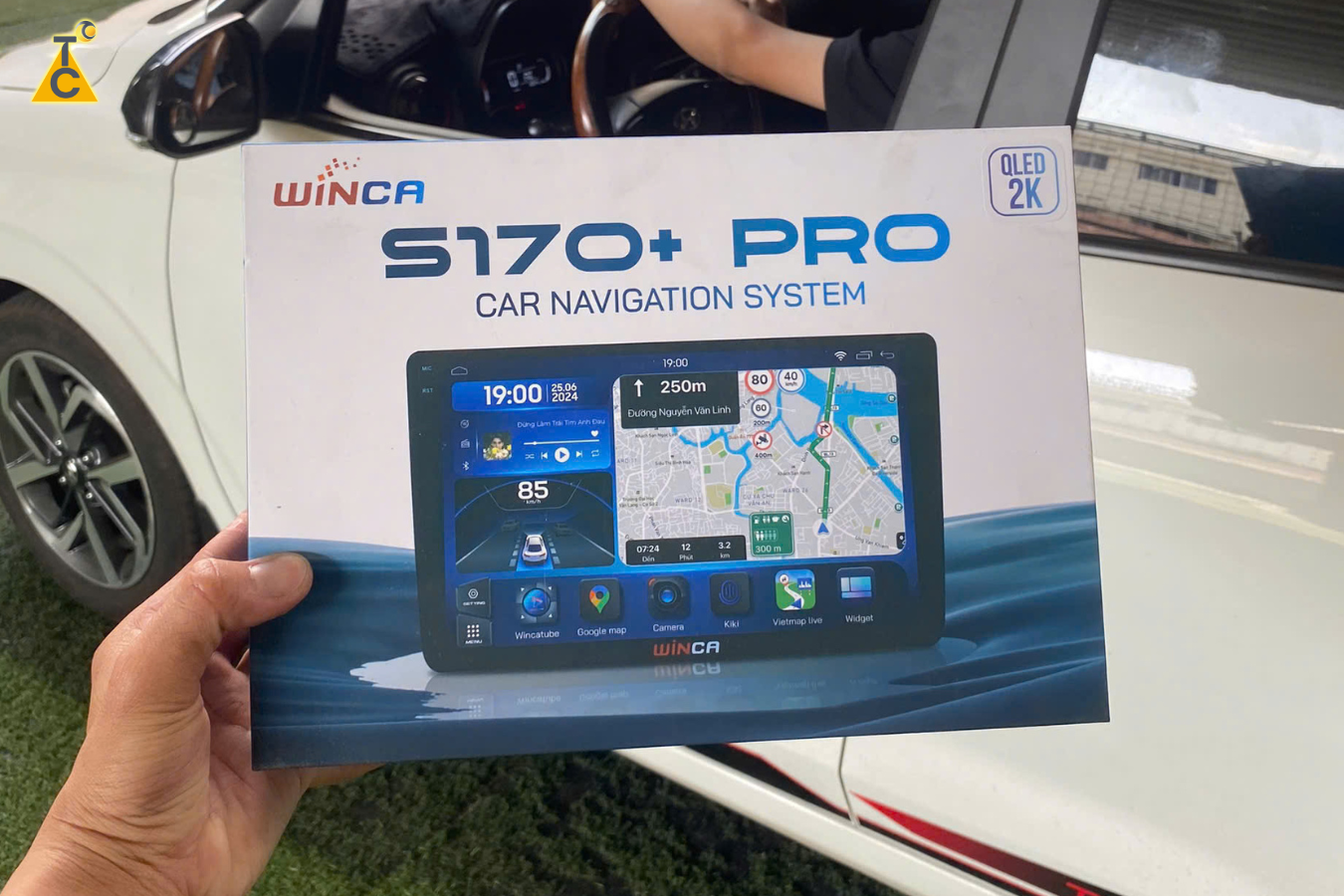 Màn hình Android S170+ PRO QLED 360 cho xe Toyota Raize