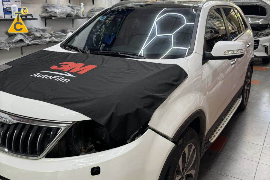 Chống nhiệt lên tới 99,9% bảo vệ người ngồi trong và nội thất xe
