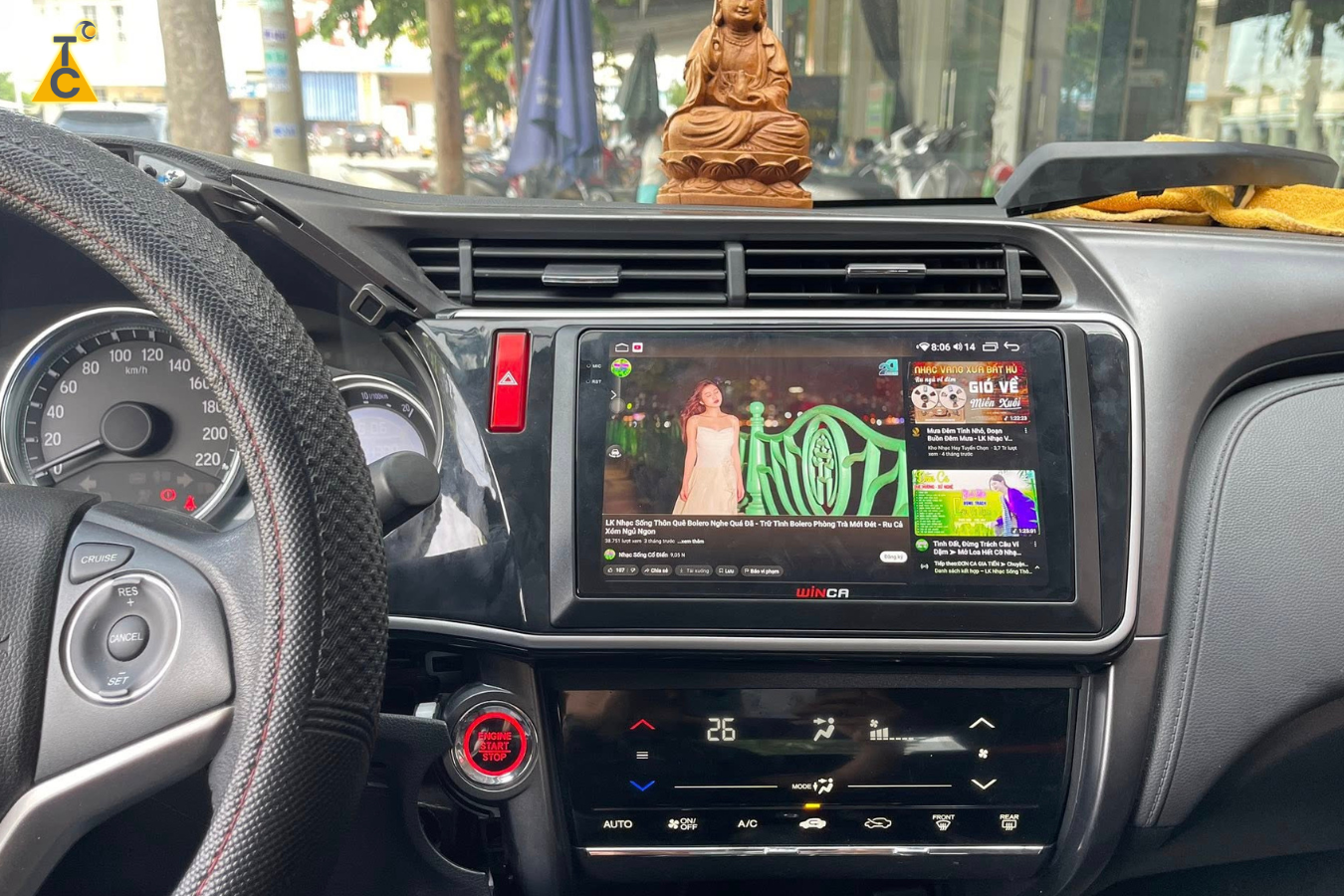 Giải trí đa phương tiện như máy tính bảng cao cấp