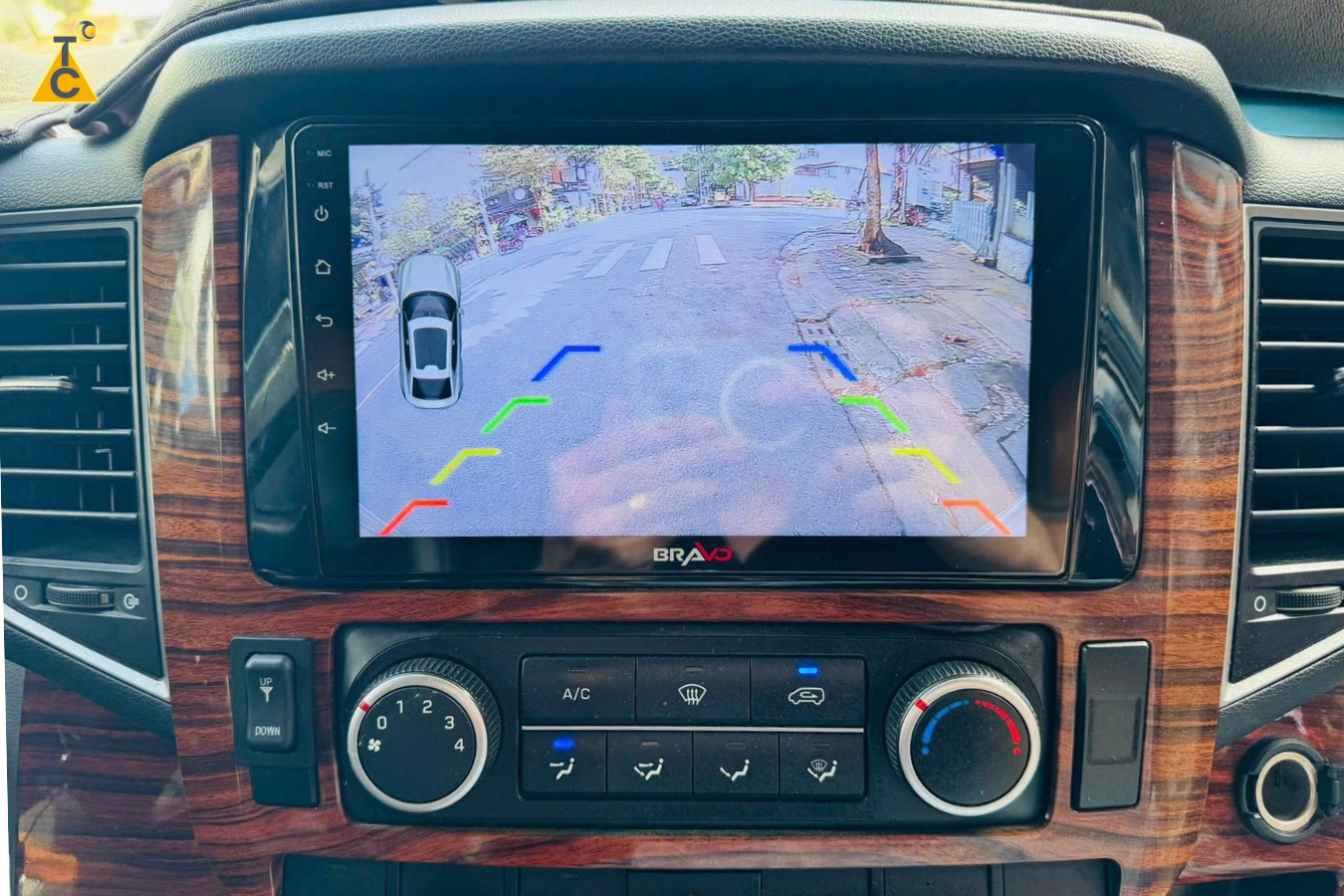 Camera lùi góc rộng, quan sát an toàn cho xe kích thước lớn