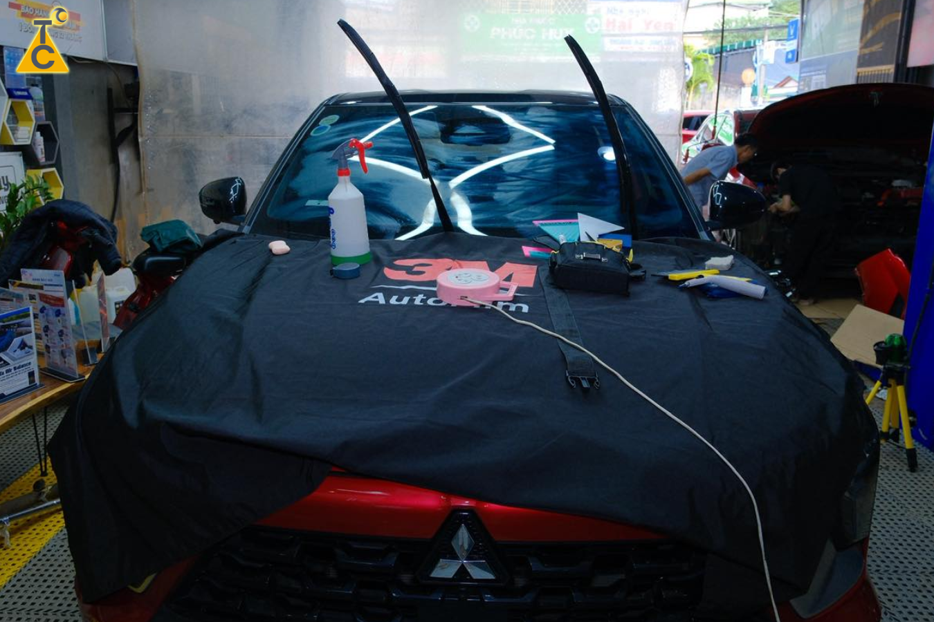 Dán phim cách nhiệt 3M Crystalline cho Xforce nâng cấp cần thiết cho SUV đô thị