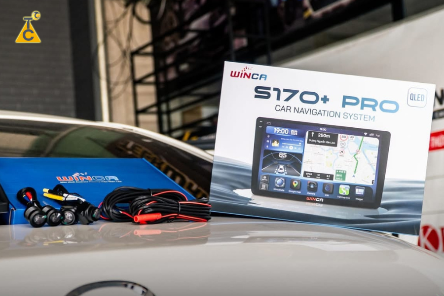 Màn hình Winca S170+ QLED 360 sau khi lắp đặt hoàn thiện trên xe Mazda2