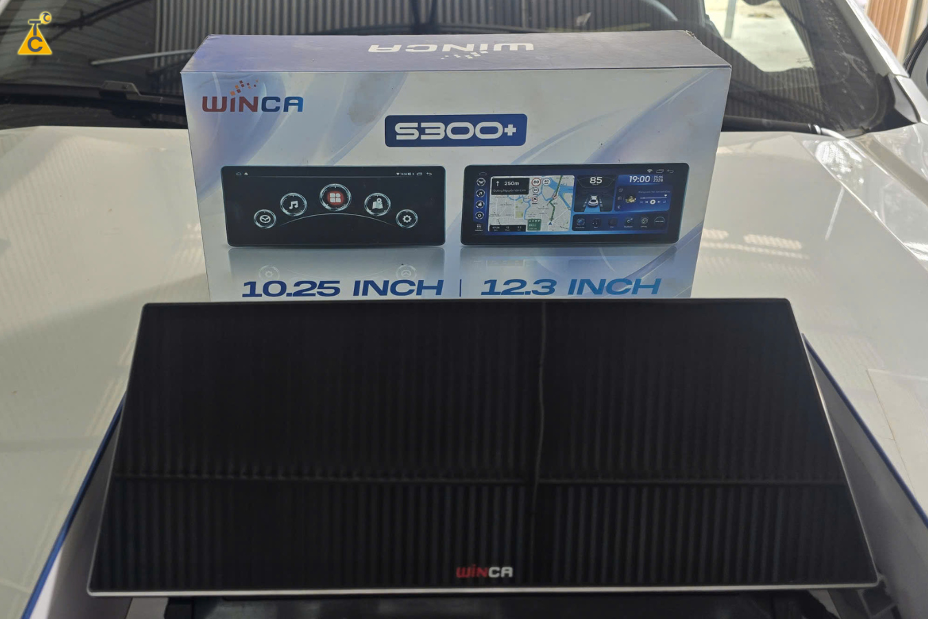 hộp sản phẩm màn hình winca s300 12.3 inch lắp android triton 2025